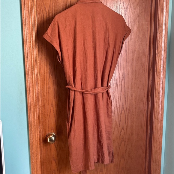 NWT Old Navy Waist-Defined Linen-Blend Tie-Belt Shirt Dress - Picture 6 of 7